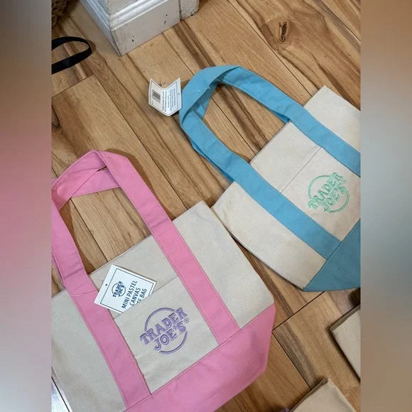Trader Joe's Pastel Mini Canvas Tote Bags lot of 4 - Picture 2 of 2